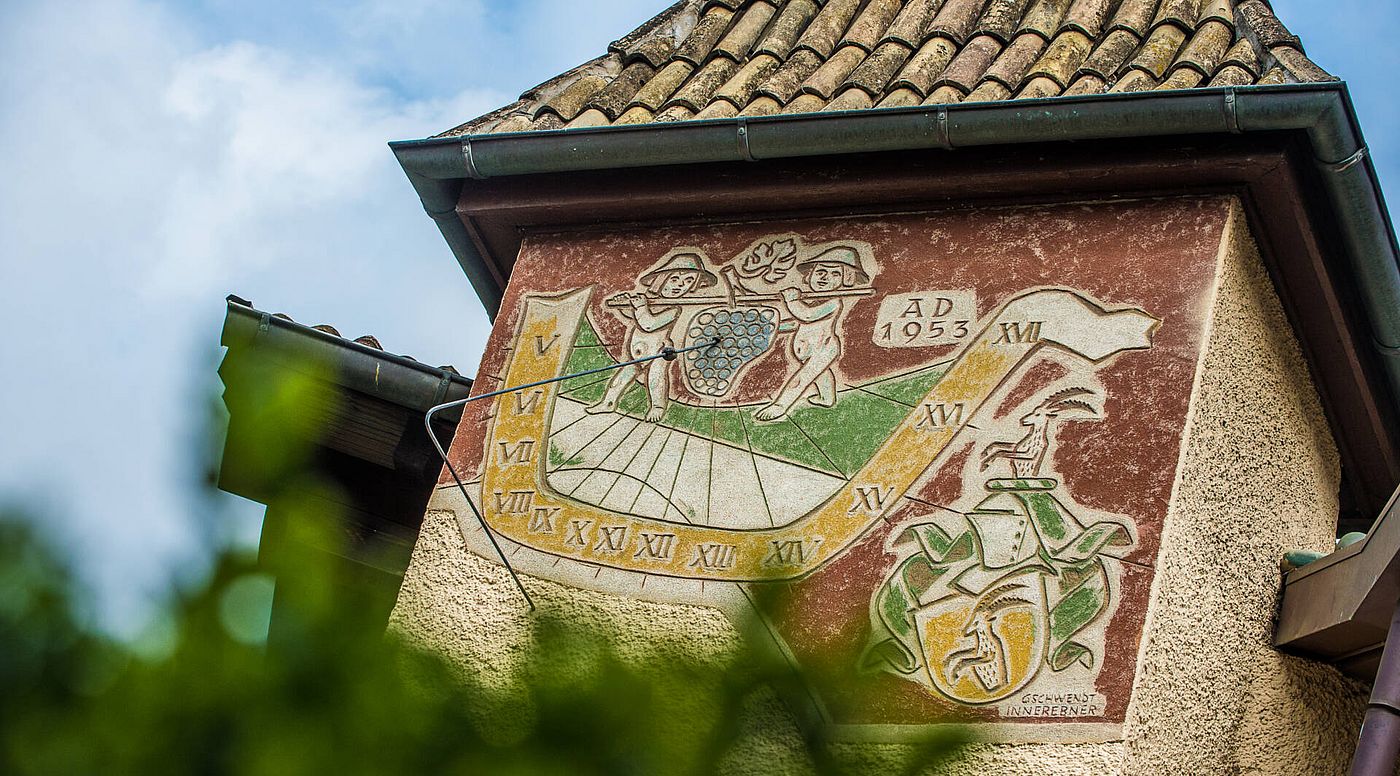 Weingüter Tramin: Qualitätsweinbau von J. Hofstätter Weingüter Tramin: Qualitätsweinbau von J. Hofstätter